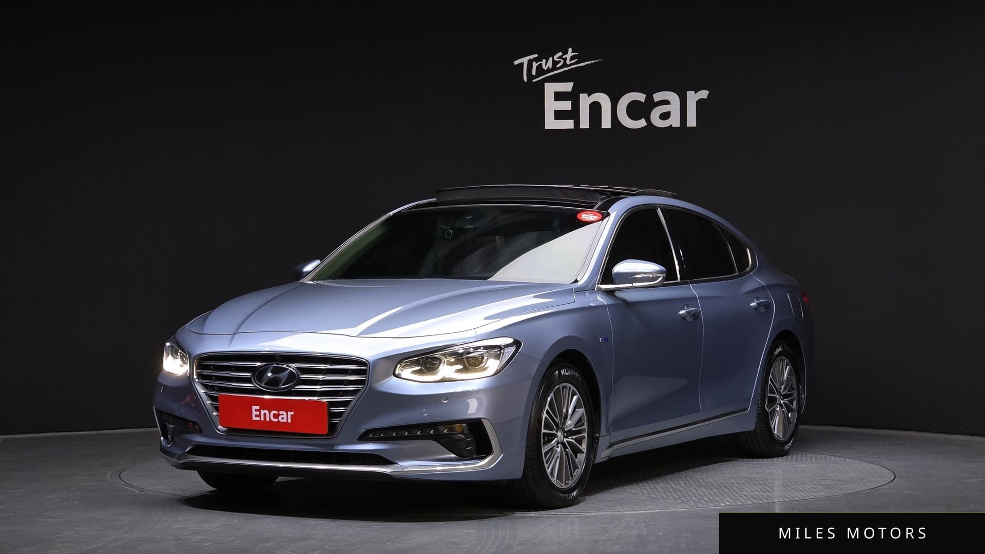 Hyundai Grandeur 2018 — фото 1 из 12