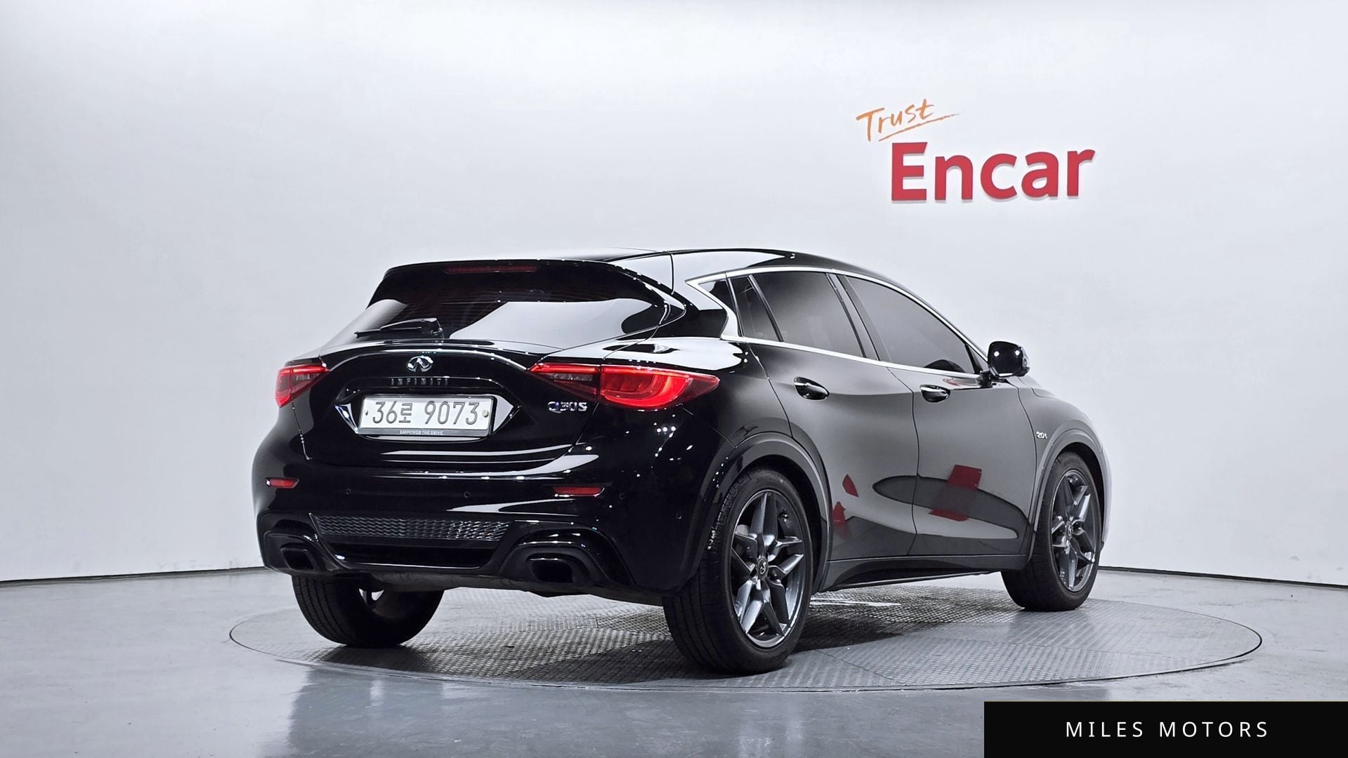 Infiniti Q30 2017 — миниатюра 2