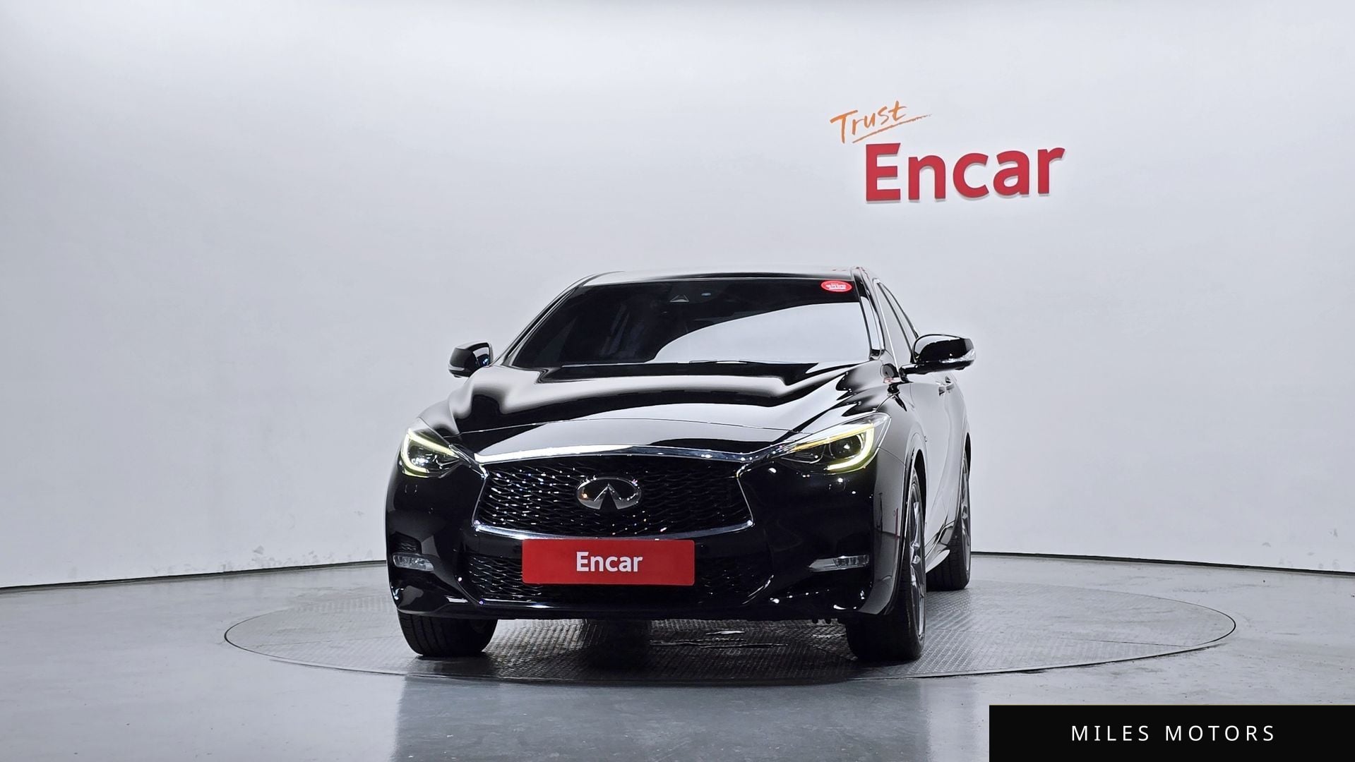 Infiniti Q30 2017 — миниатюра 3