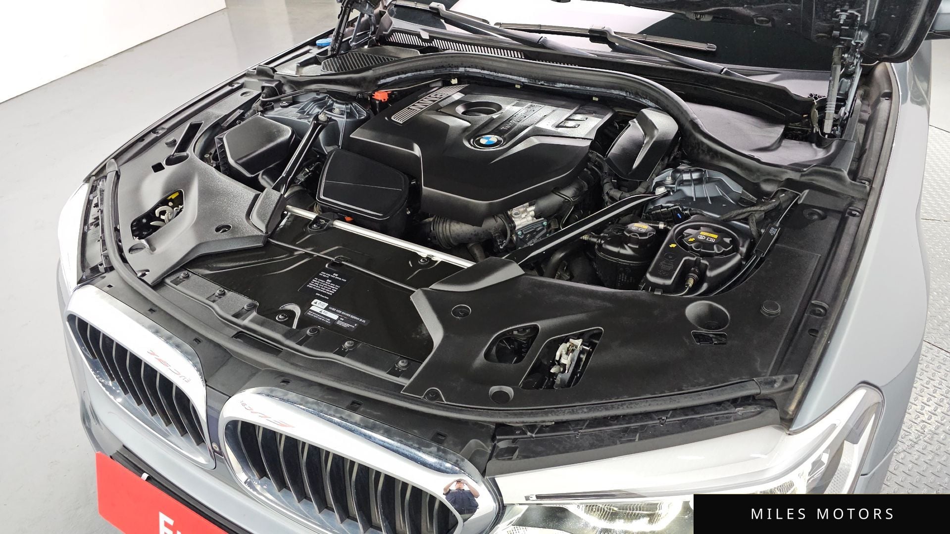 BMW 5 Series (G30) 2017 — миниатюра 6