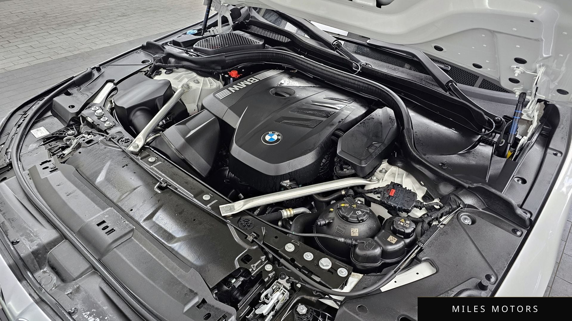 BMW 5 Series (G60) 2024 — миниатюра 6