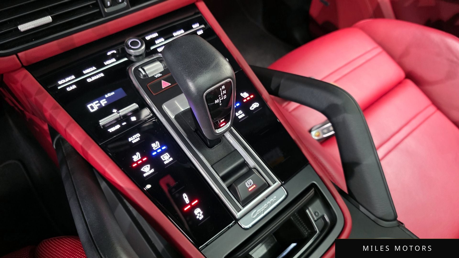 Porsche Cayenne 2020 — миниатюра 12