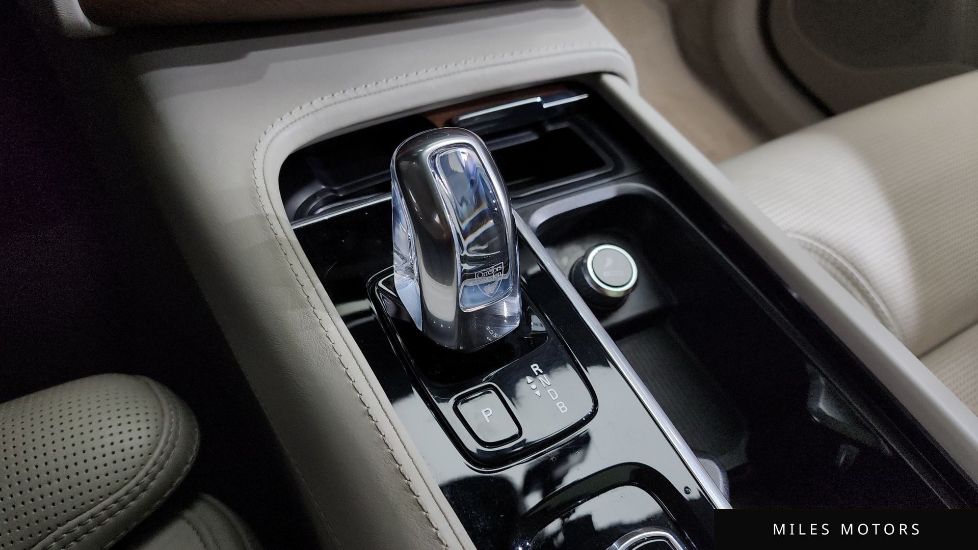 Volvo XC90 2019 — миниатюра 12