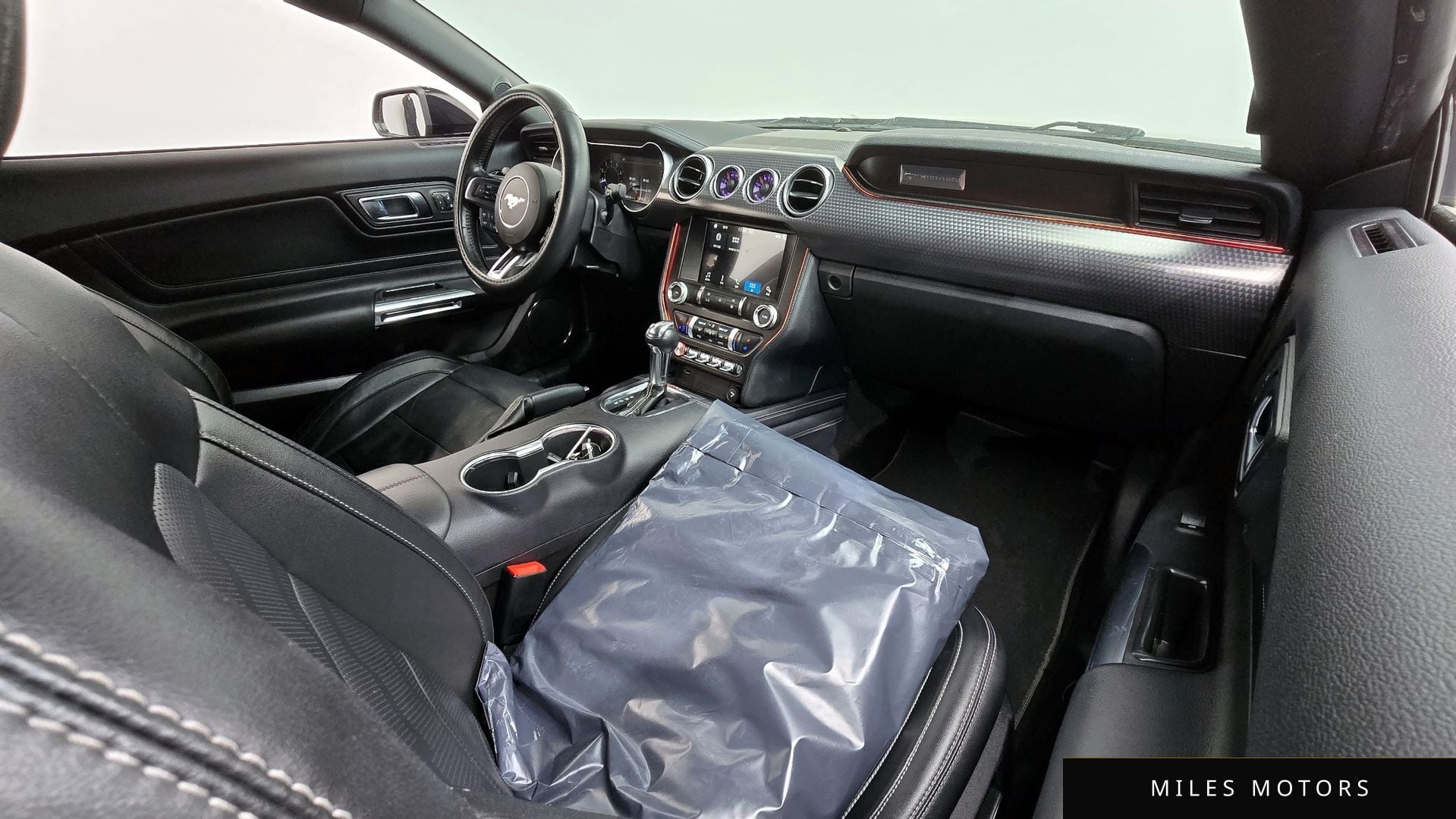 Ford Mustang 2019 — миниатюра 10