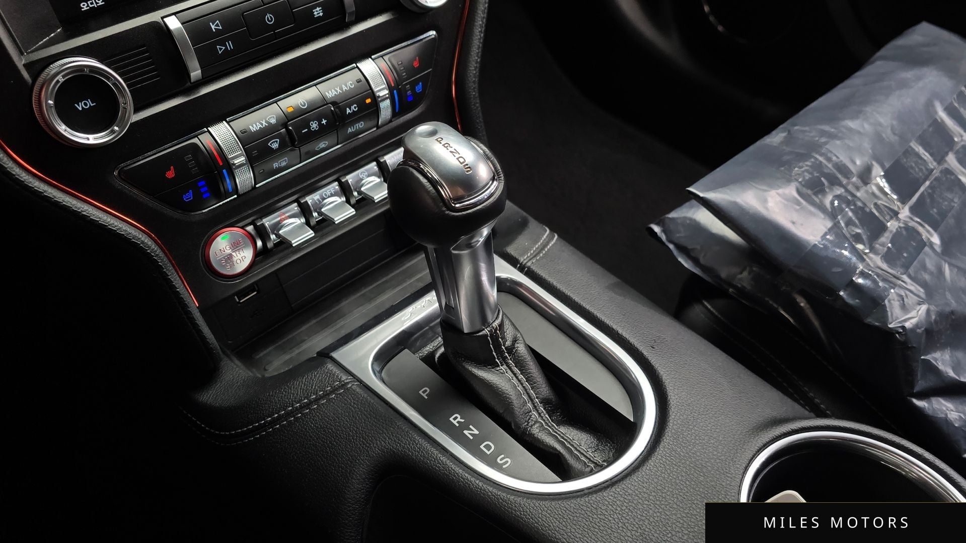 Ford Mustang 2019 — миниатюра 12
