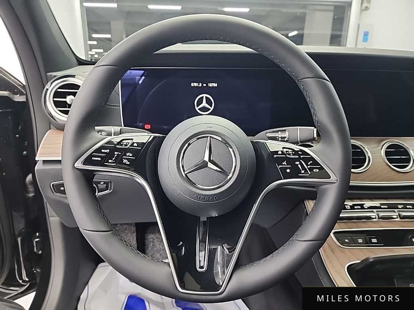 Mercedes-Benz E-Class W213 2023 — миниатюра 9