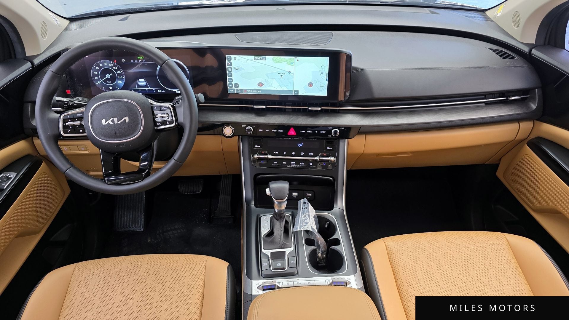 Kia Carnival 2023 — миниатюра 10