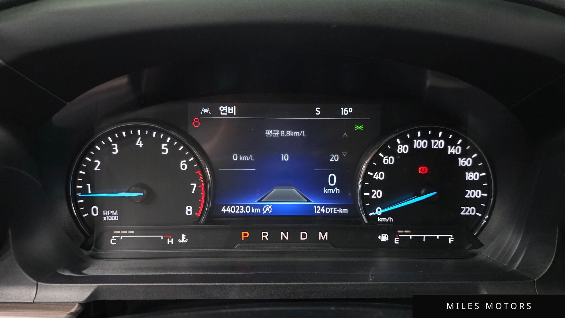 Ford Explorer 2020 — миниатюра 10