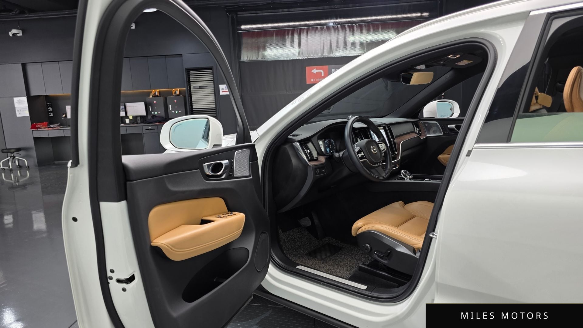 Volvo XC60 2021 — миниатюра 12