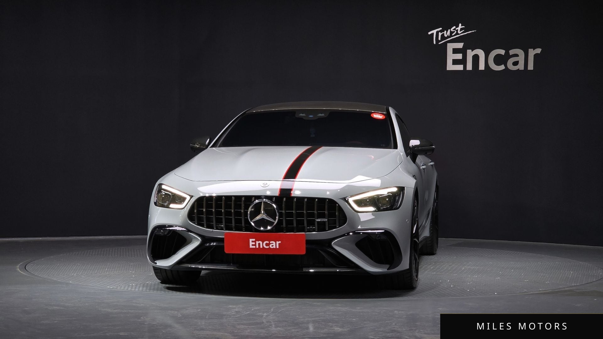 Mercedes-Benz AMG GT 2023 — миниатюра 3