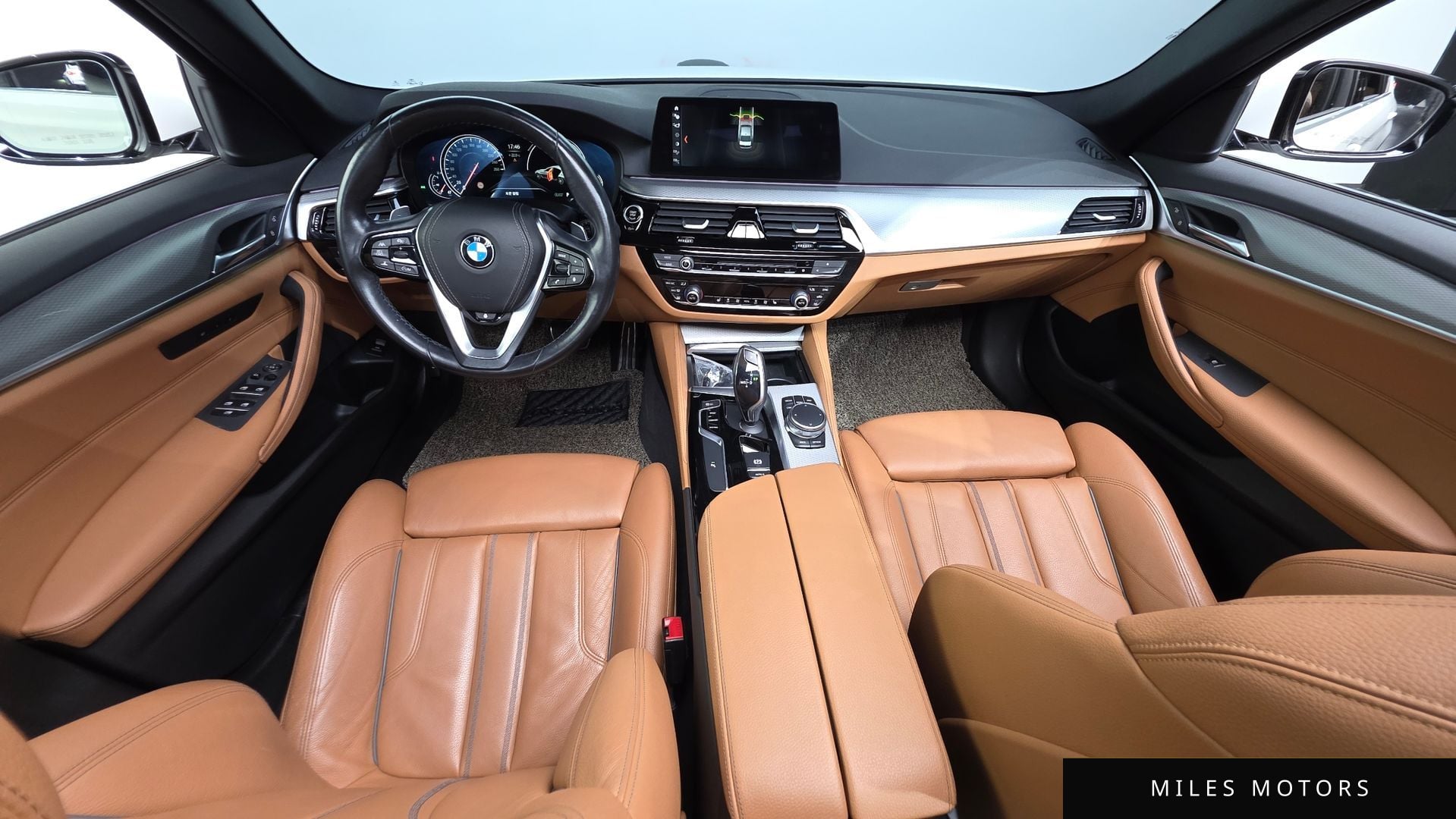 BMW 5 Series (G30) 2018 — миниатюра 10