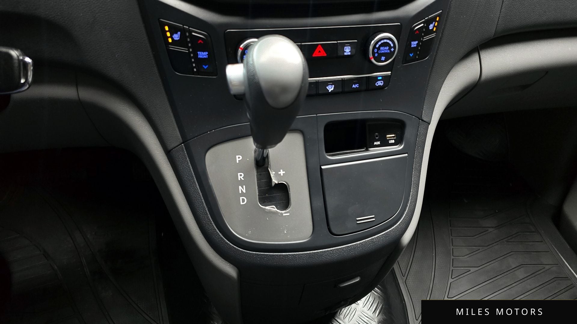 Hyundai Starex 2017 — миниатюра 12