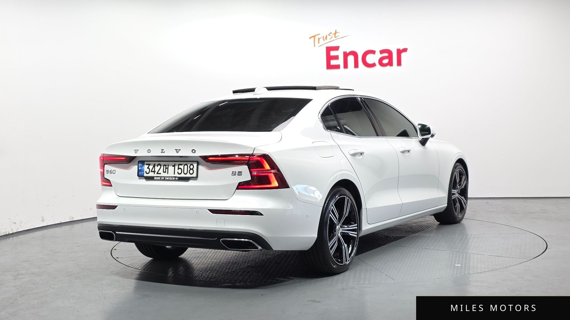 Volvo S60 2021 — миниатюра 2