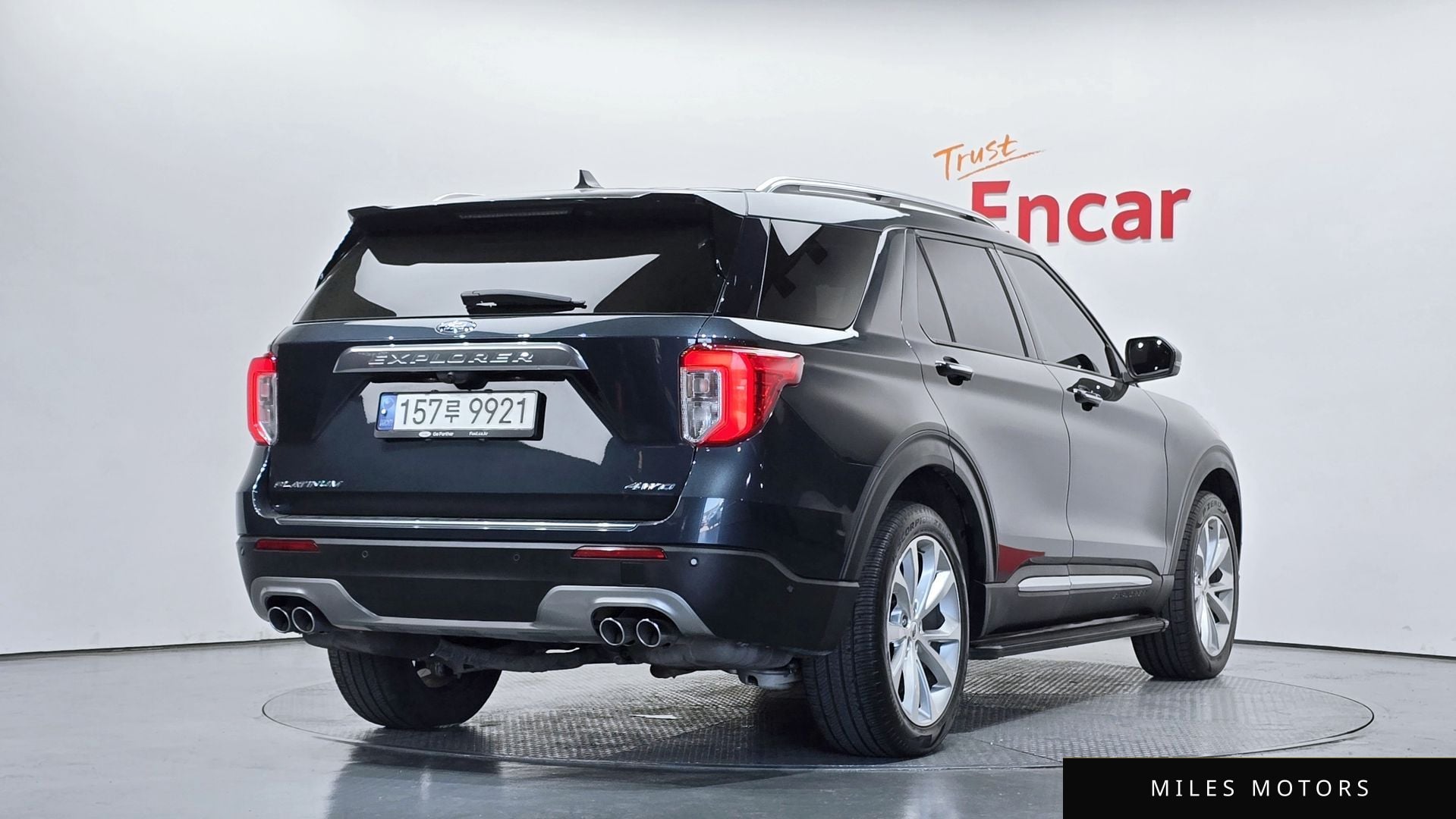 Ford Explorer 2022 — миниатюра 2
