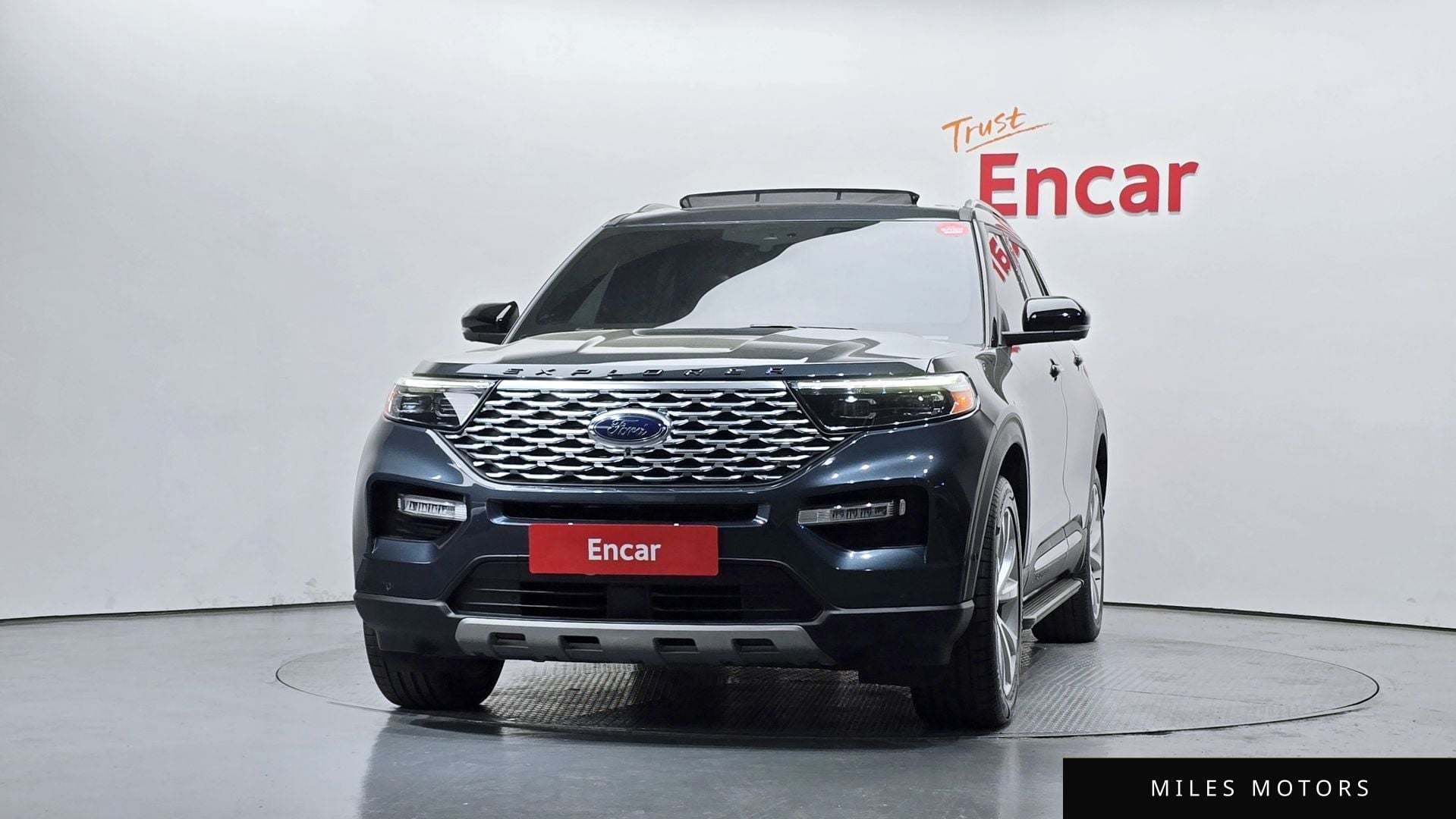 Ford Explorer 2022 — миниатюра 3
