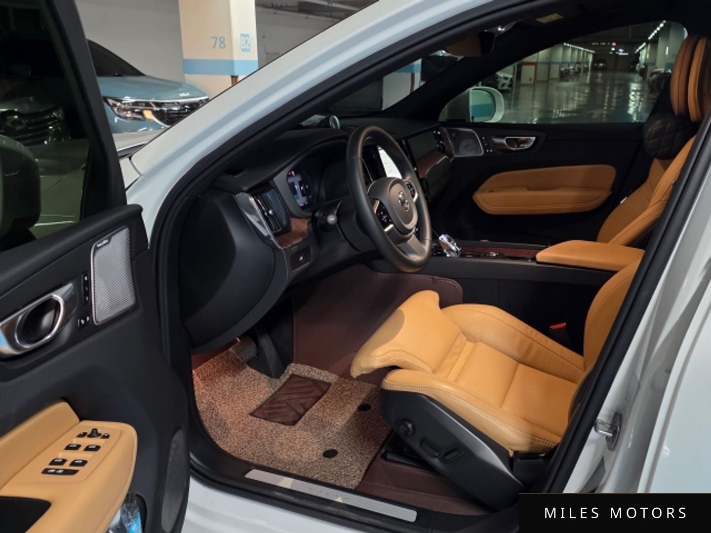 Volvo XC60 2025 — миниатюра 6