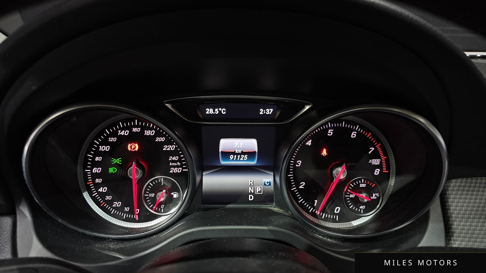 Mercedes-Benz GLA-Class X156 2018 — миниатюра 8