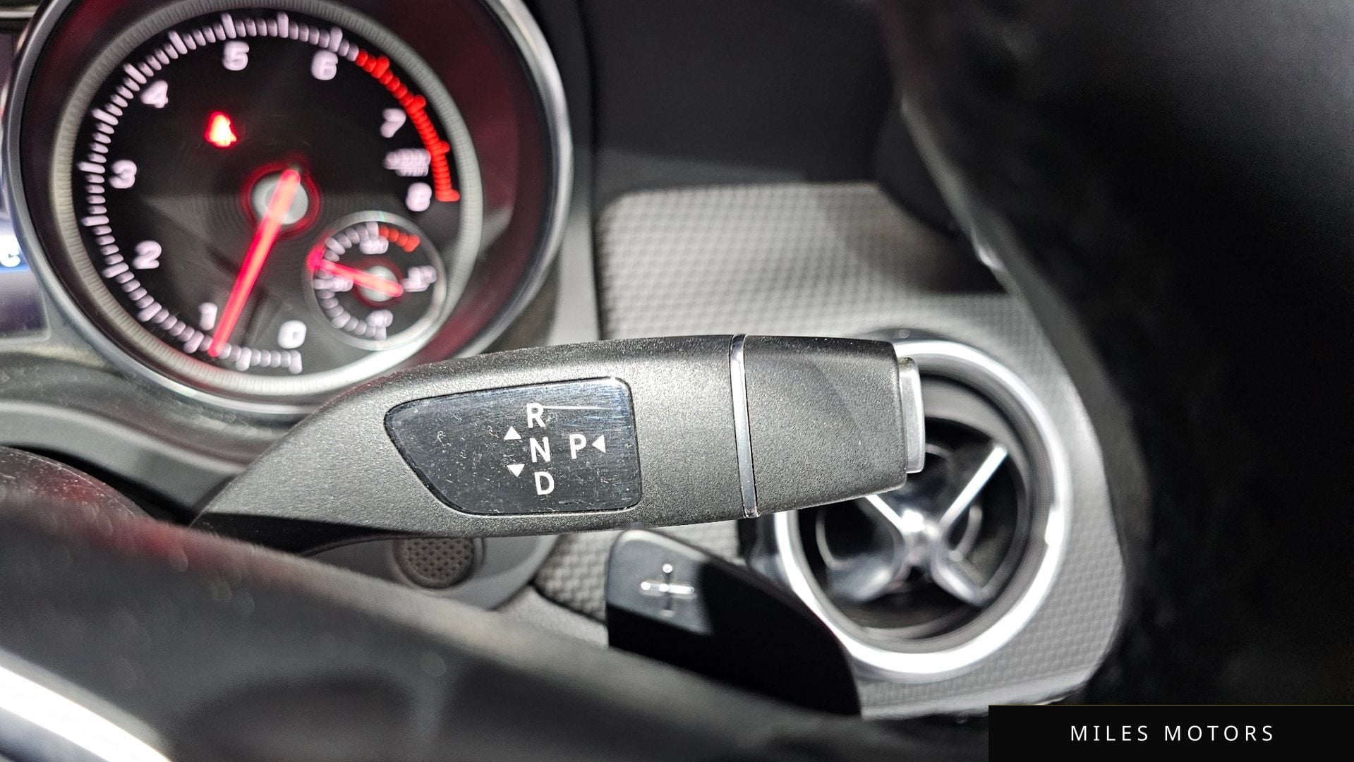 Mercedes-Benz GLA-Class X156 2018 — миниатюра 9