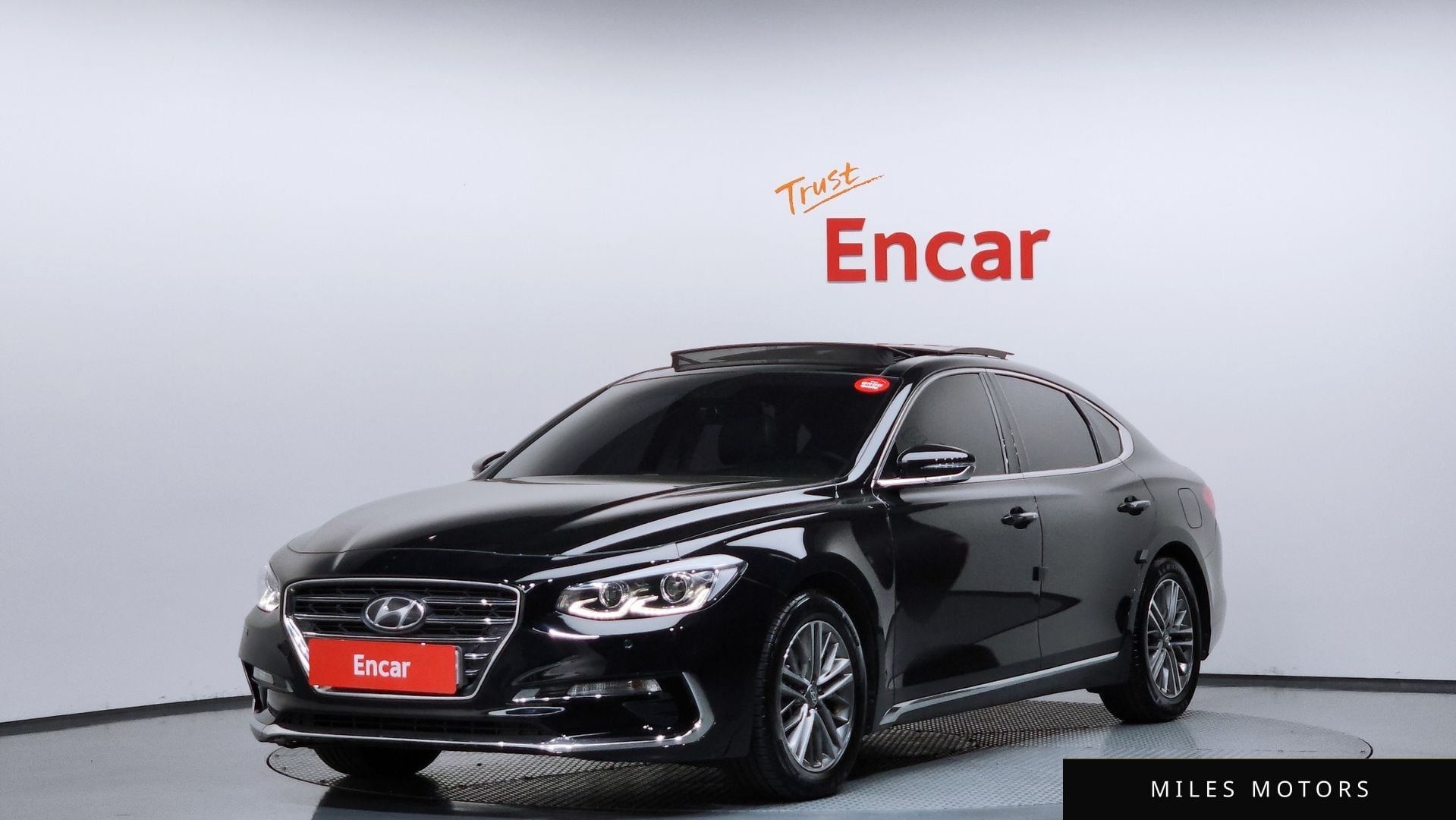 Hyundai Grandeur 2019 — фото 1 из 12