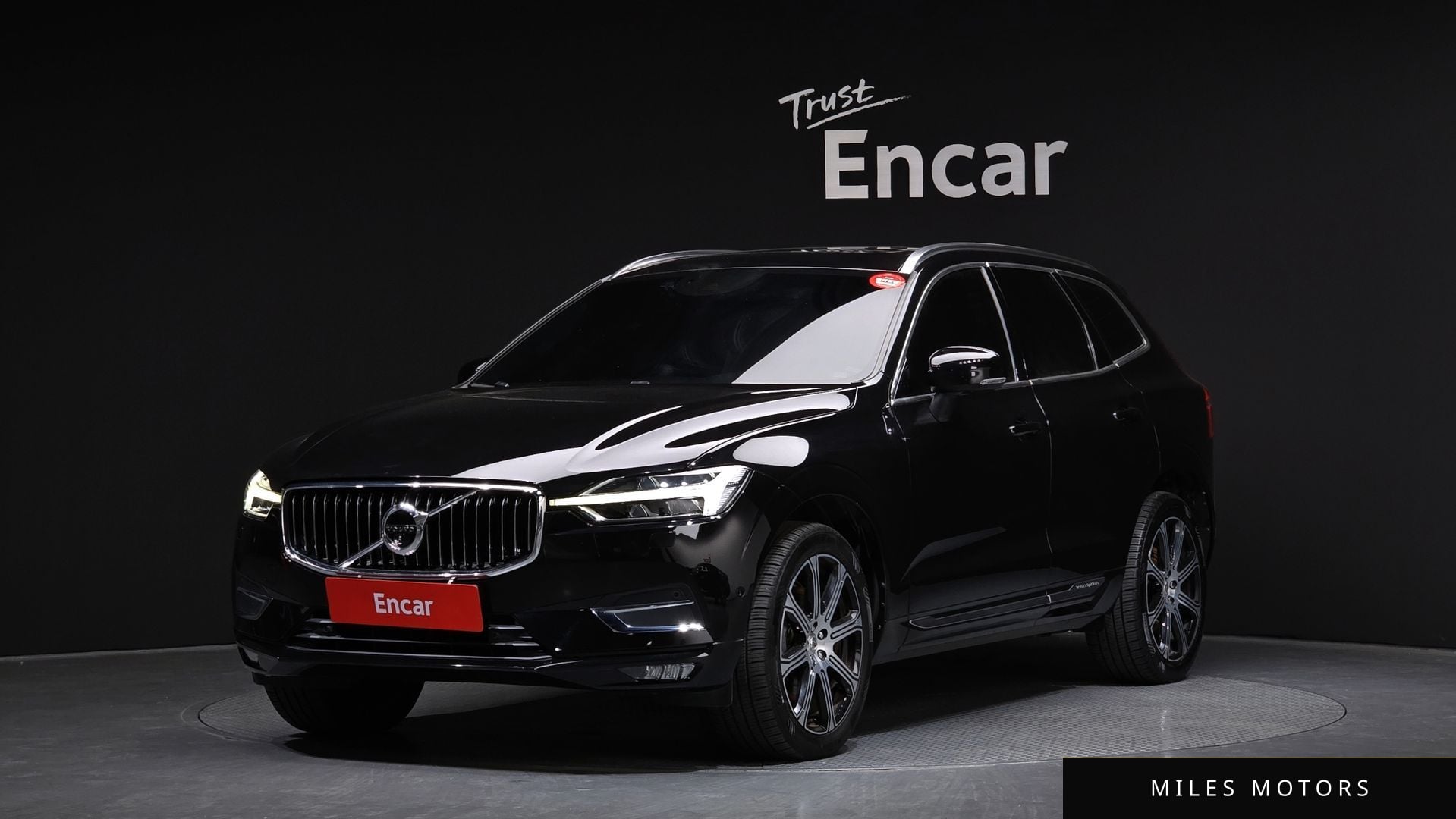 Volvo XC60 2018 — фото 1 из 12