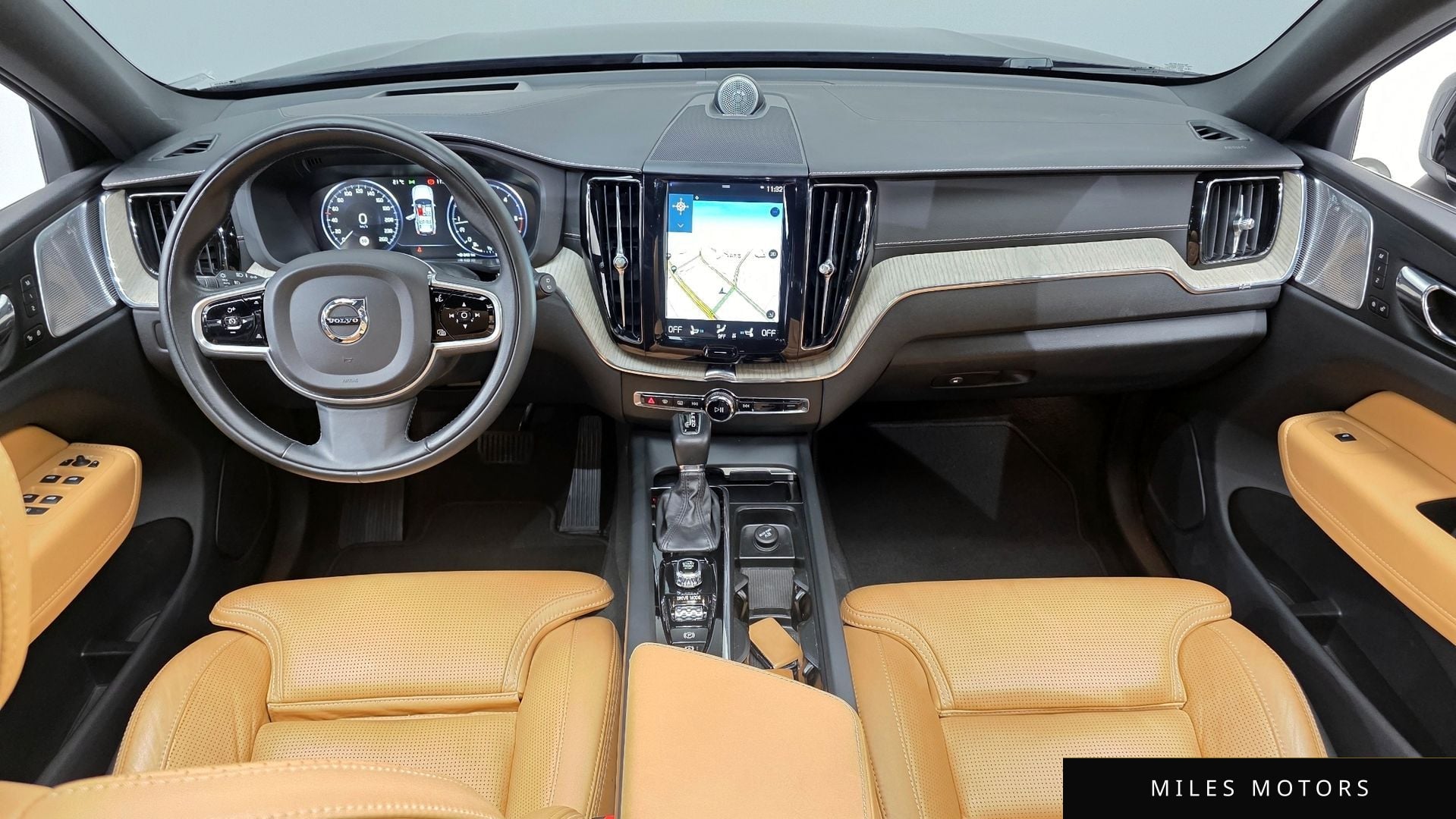 Volvo XC60 2018 — миниатюра 10