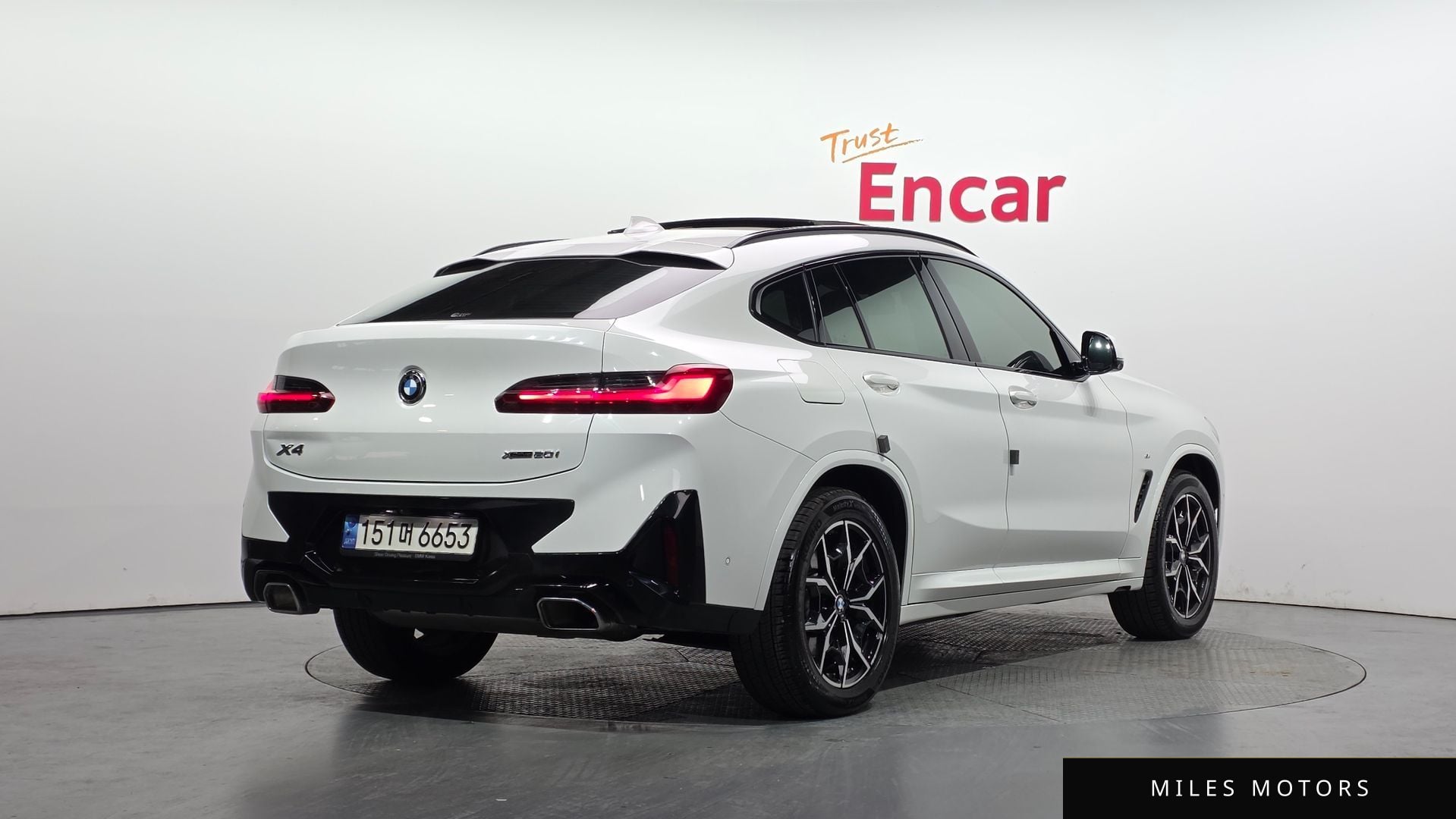 BMW X4 (G02) 2023 — миниатюра 2