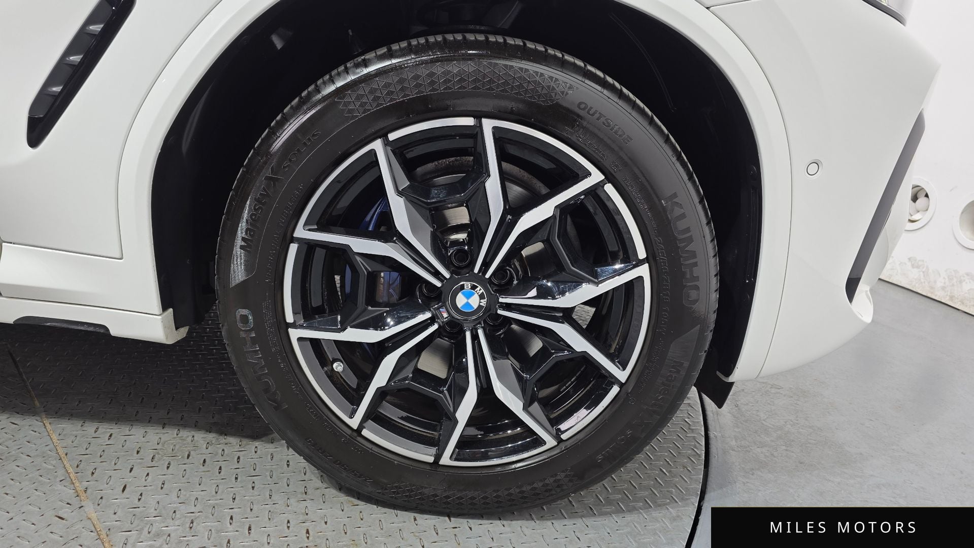 BMW X4 (G02) 2023 — миниатюра 7