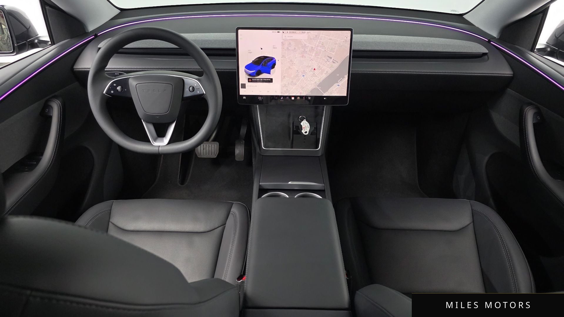 Tesla Model Y 2025 — миниатюра 9
