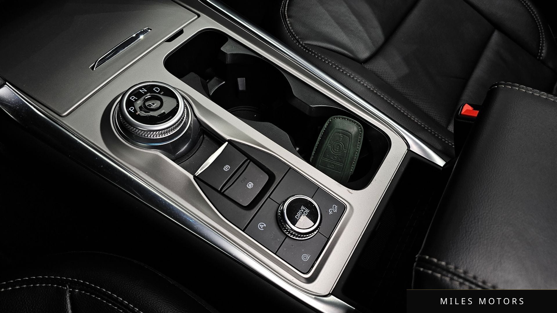 Ford Explorer 2023 — миниатюра 12