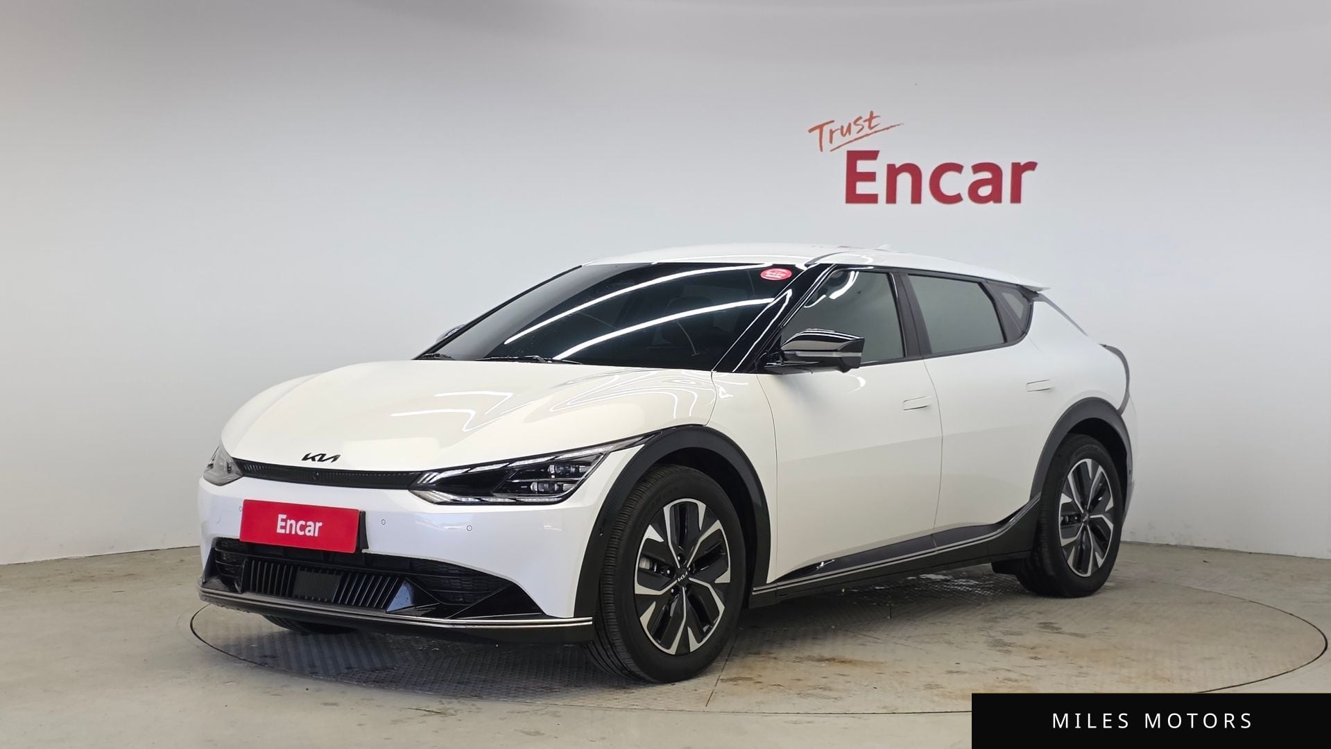 Kia EV6 2024 — фото 1 из 12