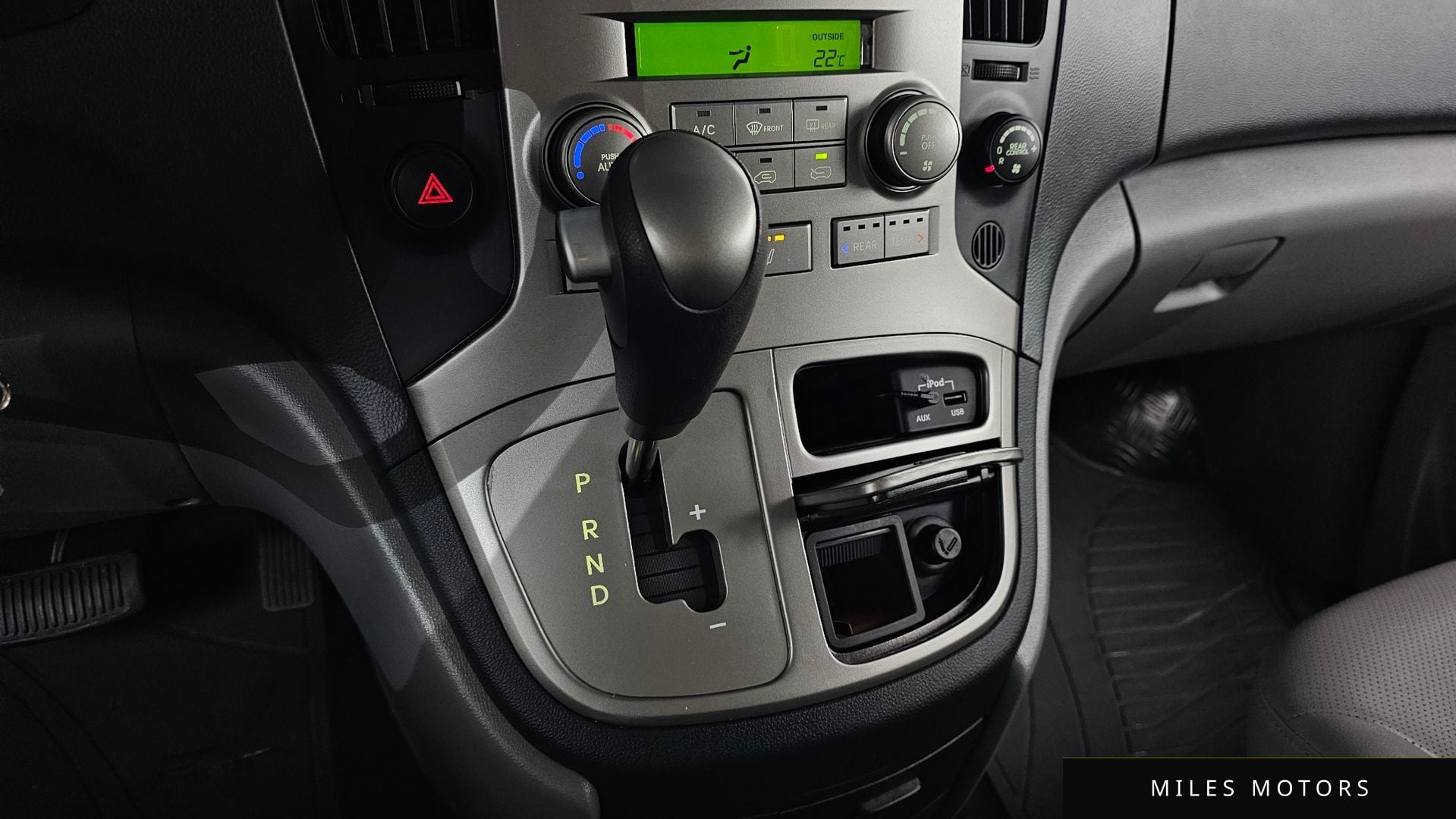 Hyundai Starex 2016 — миниатюра 12
