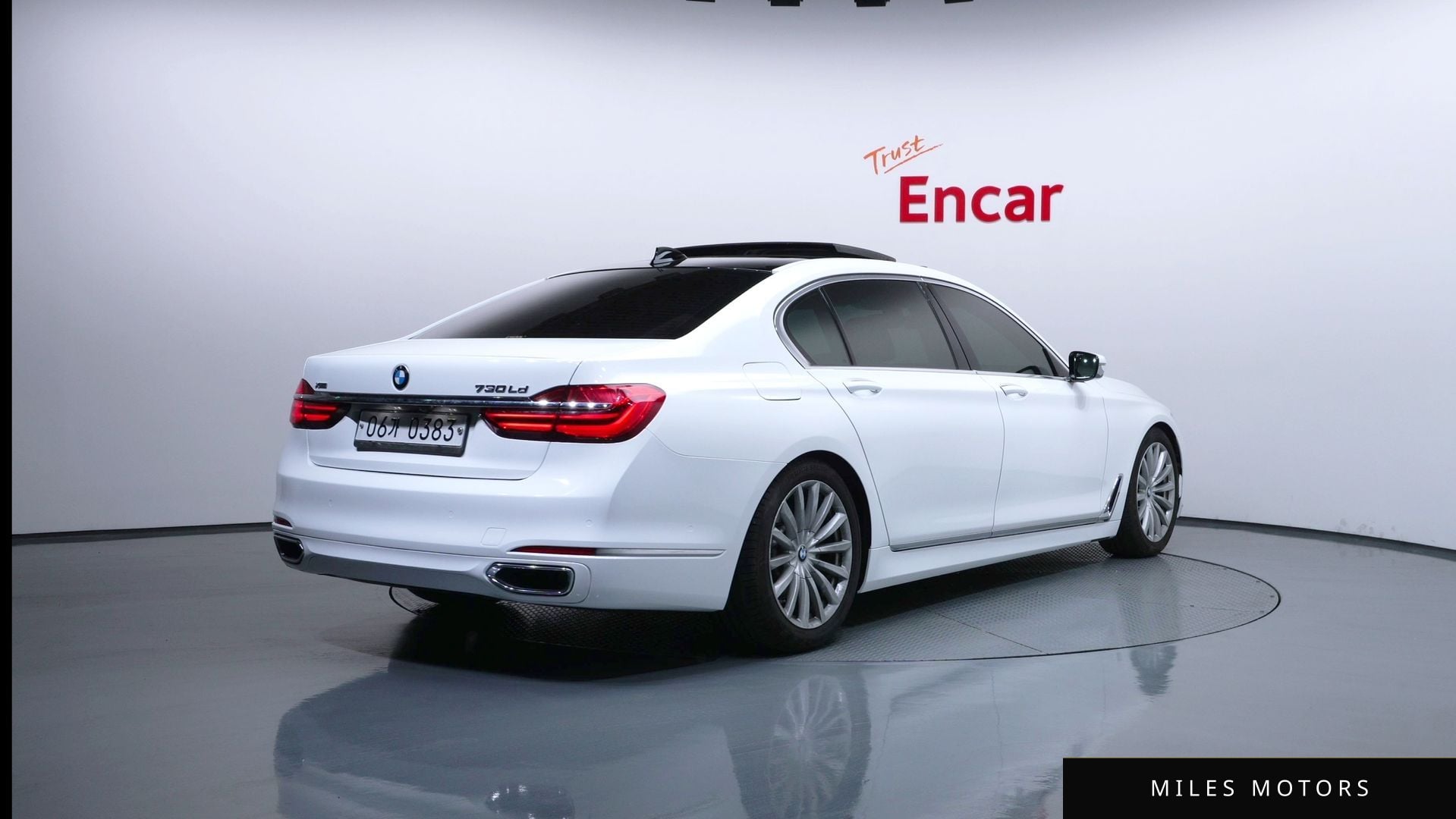 BMW 7 Series (G11) 2016 — миниатюра 2