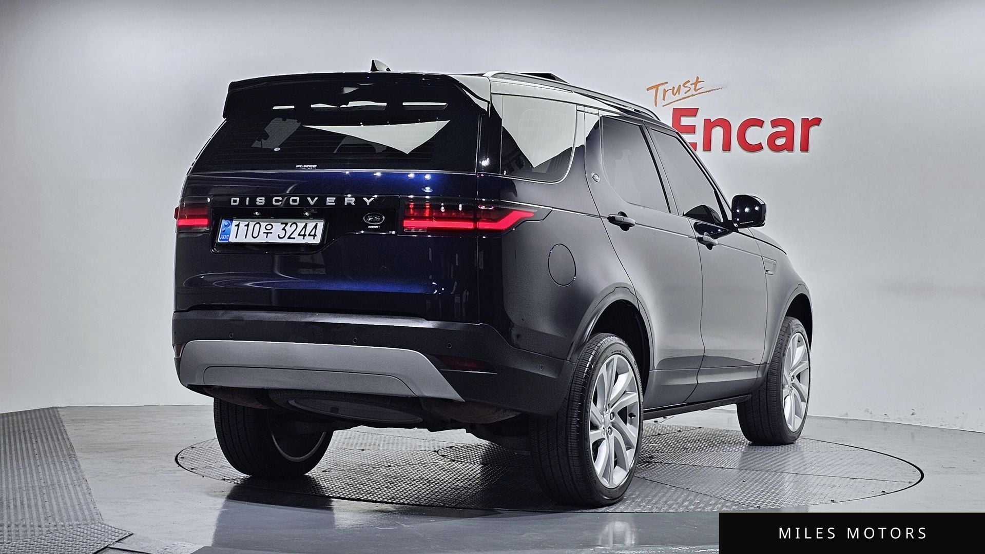 Land Rover Discovery 2022 — миниатюра 2