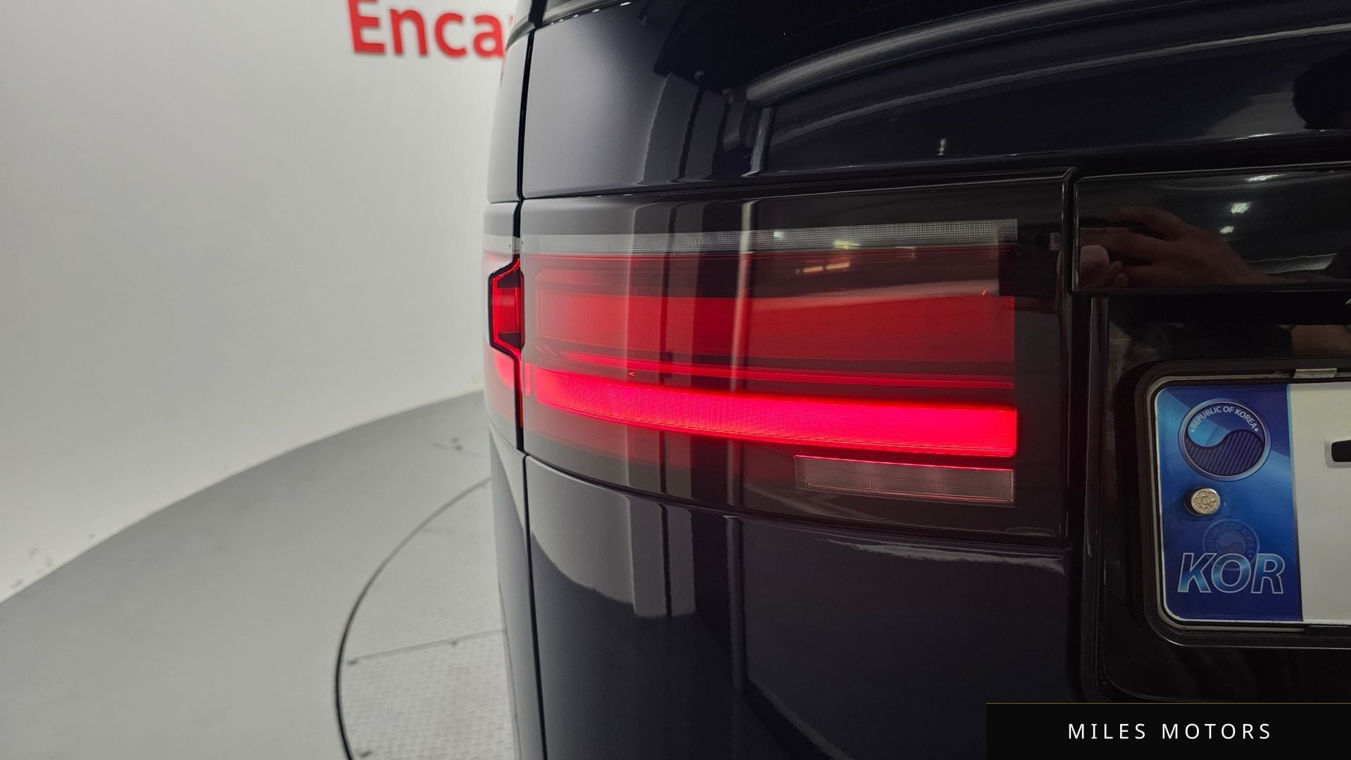 Land Rover Discovery 2022 — миниатюра 9
