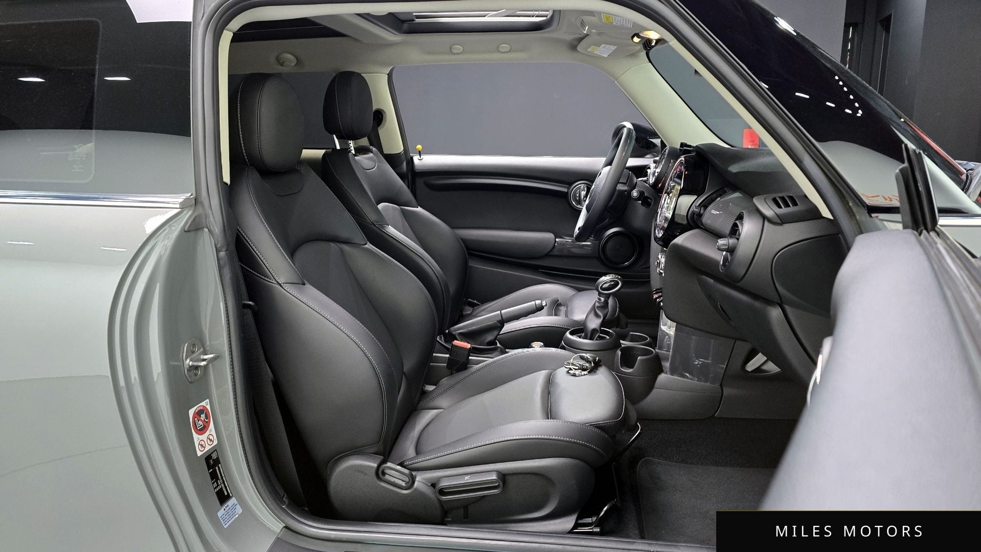 MINI Cooper D 2018 — миниатюра 11