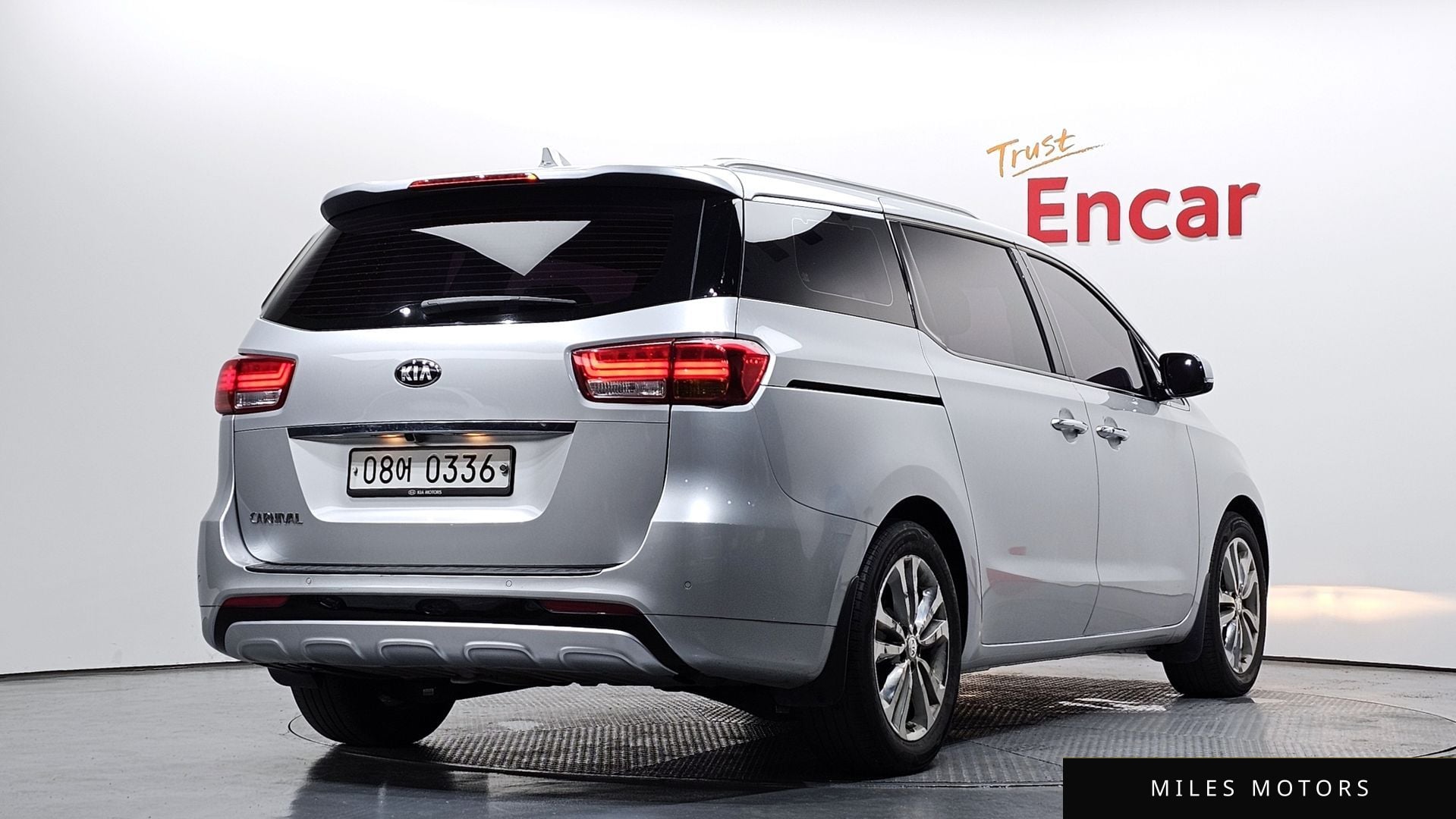 Kia Canival 2017 — миниатюра 2