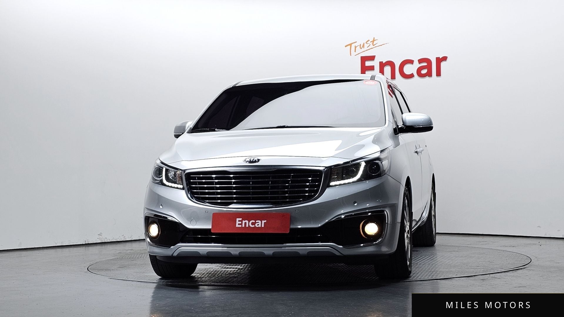 Kia Canival 2017 — миниатюра 3