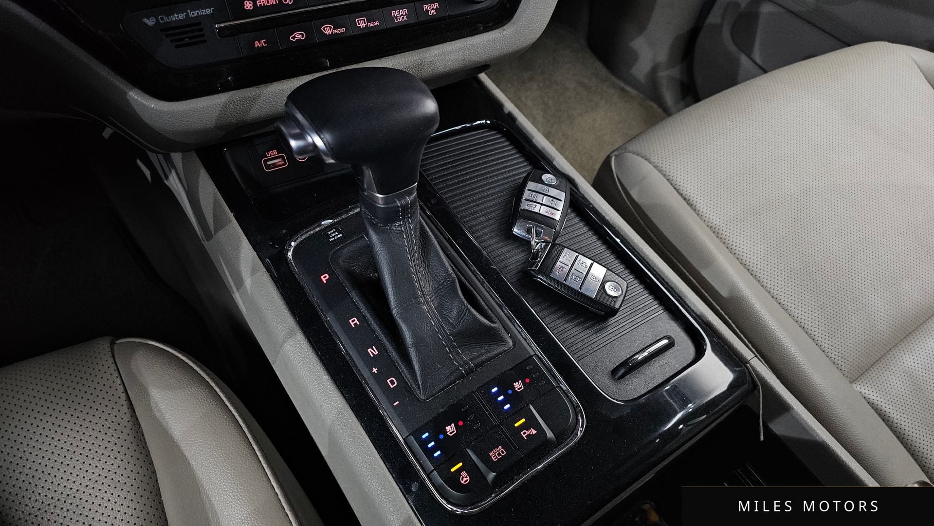 Kia Canival 2017 — миниатюра 12