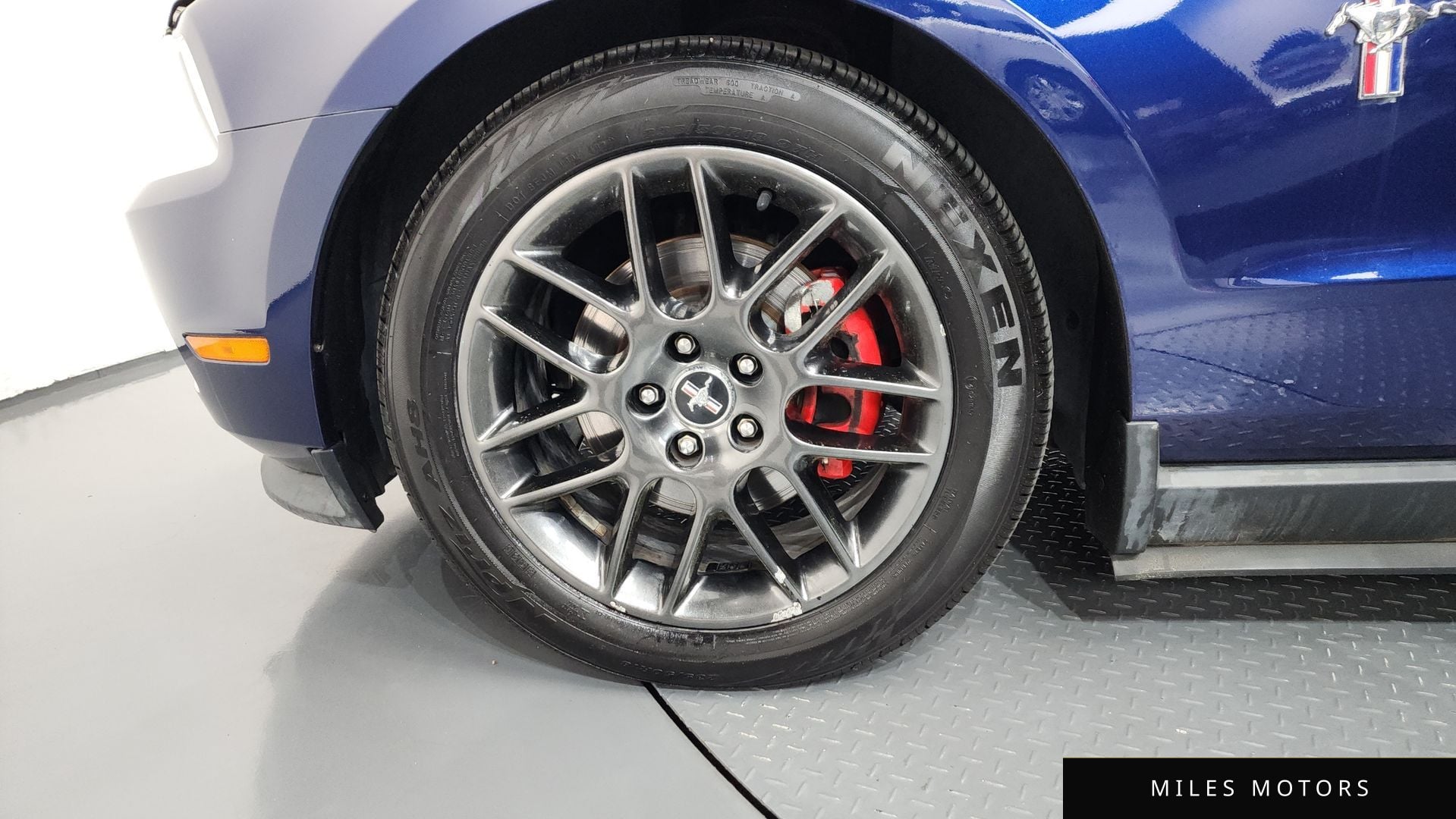 Ford Mustang 2012 — миниатюра 5