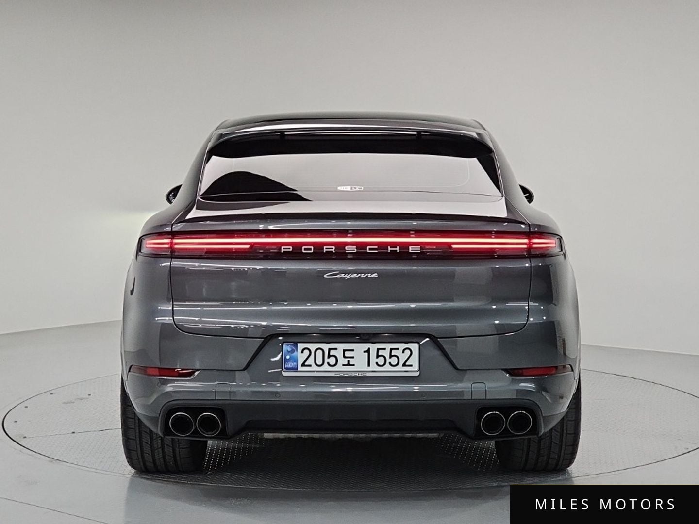 Porsche Cayenne 2024 — миниатюра 4