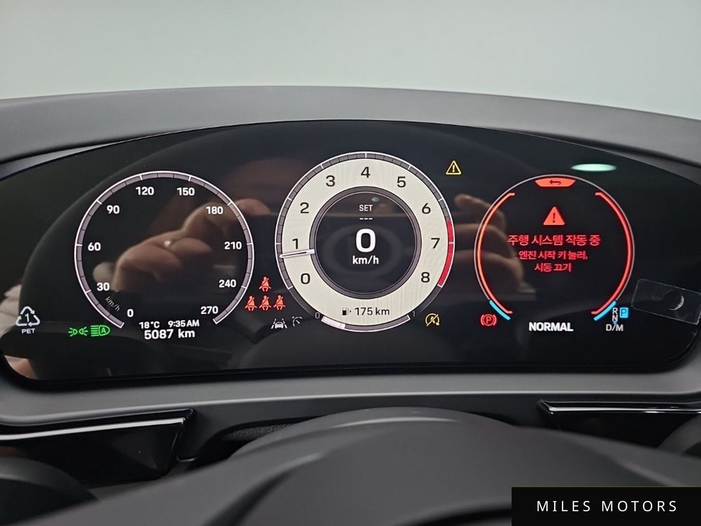Porsche Cayenne 2024 — миниатюра 8