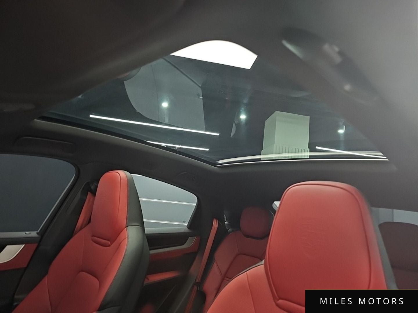 Porsche Cayenne 2024 — миниатюра 12