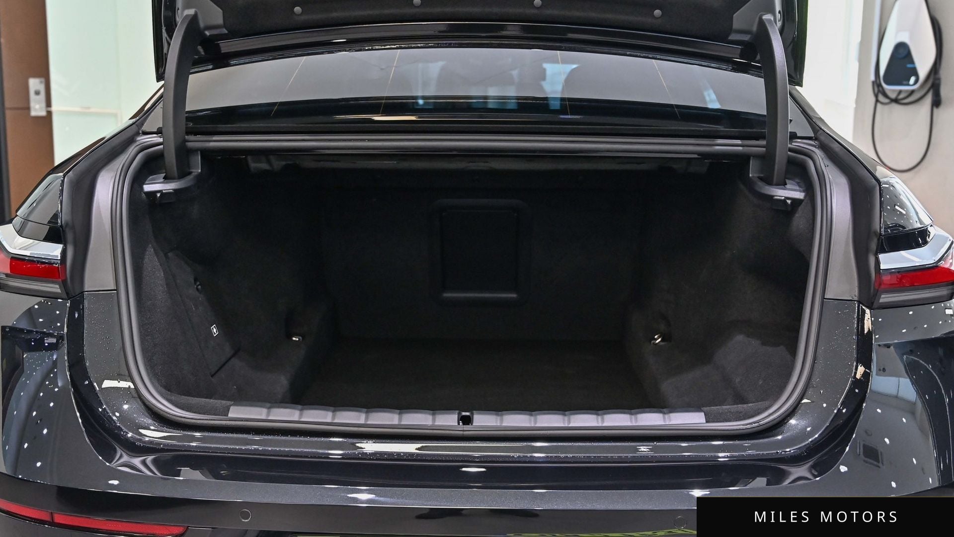 BMW 7 Series (G70) 2026 — миниатюра 7