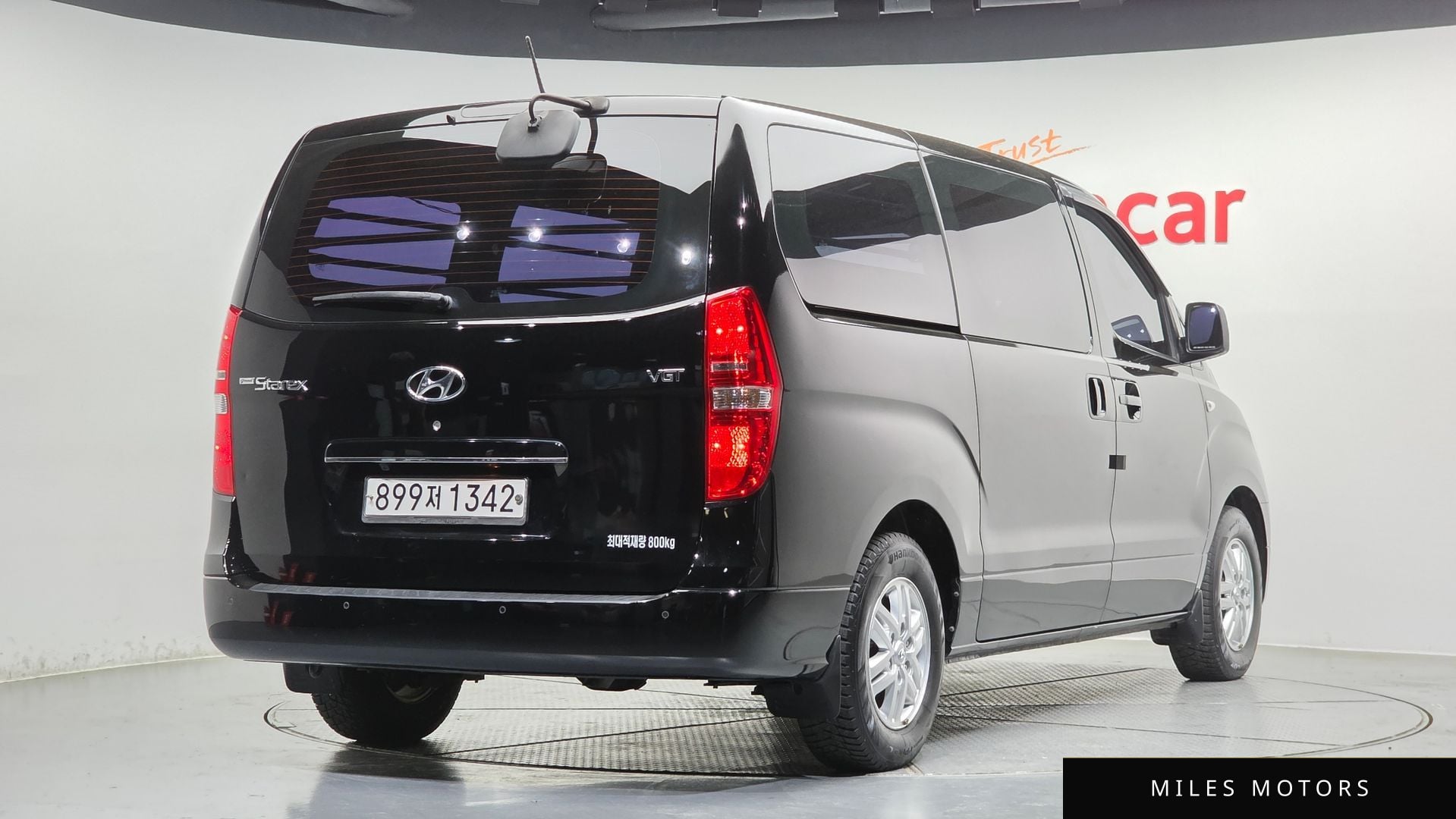 Hyundai Starex 2017 — миниатюра 2