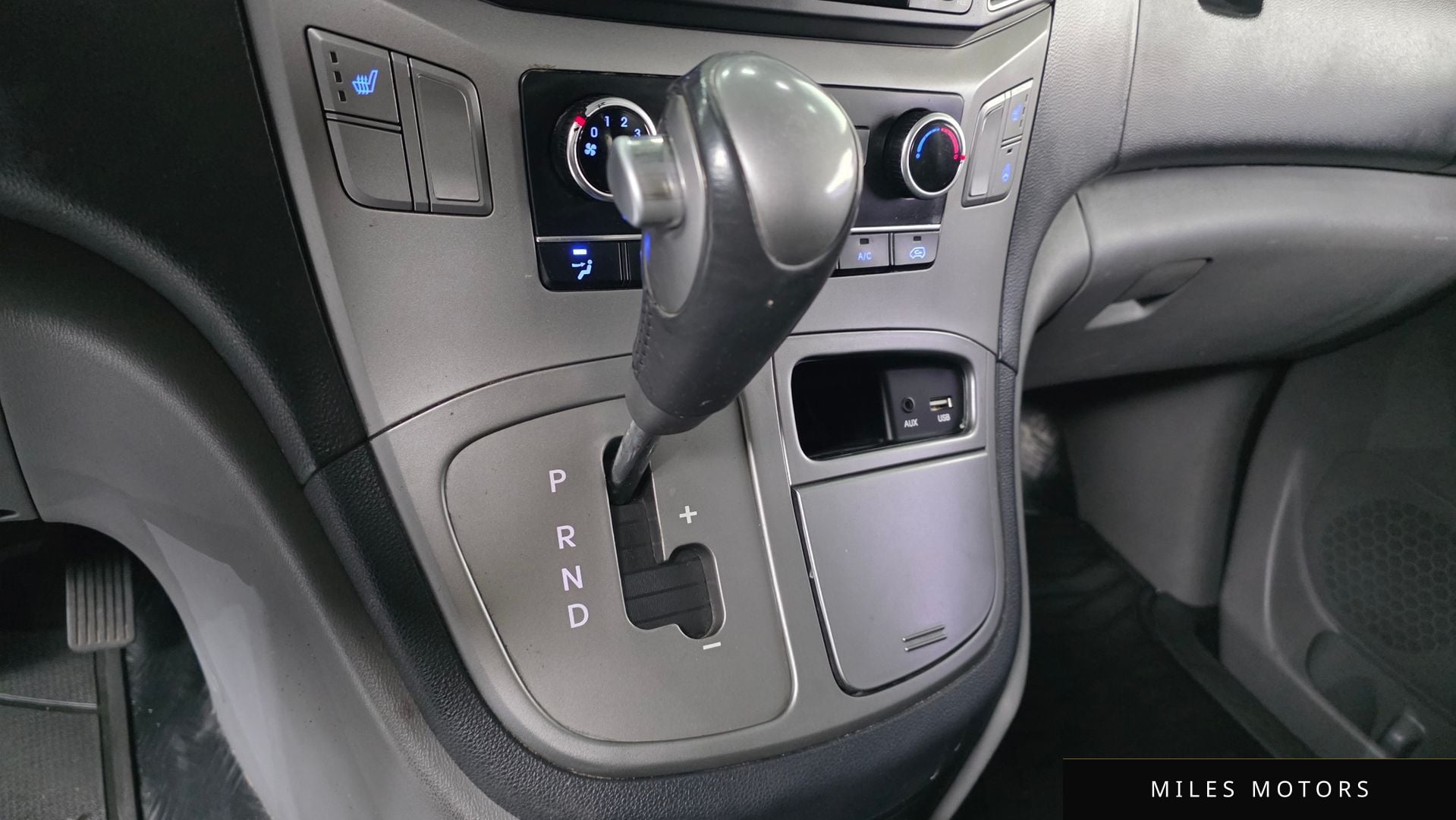 Hyundai Starex 2017 — миниатюра 12