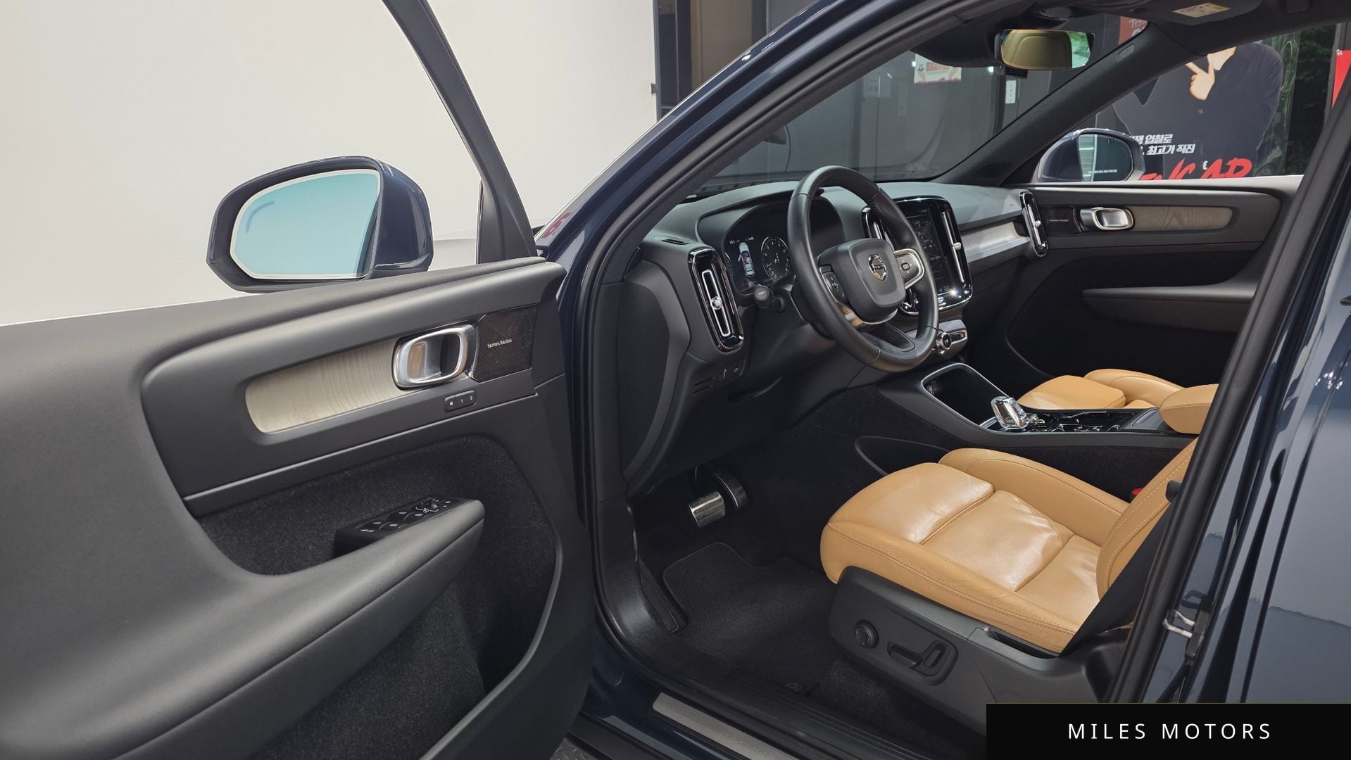 Volvo XC40 2019 — миниатюра 10