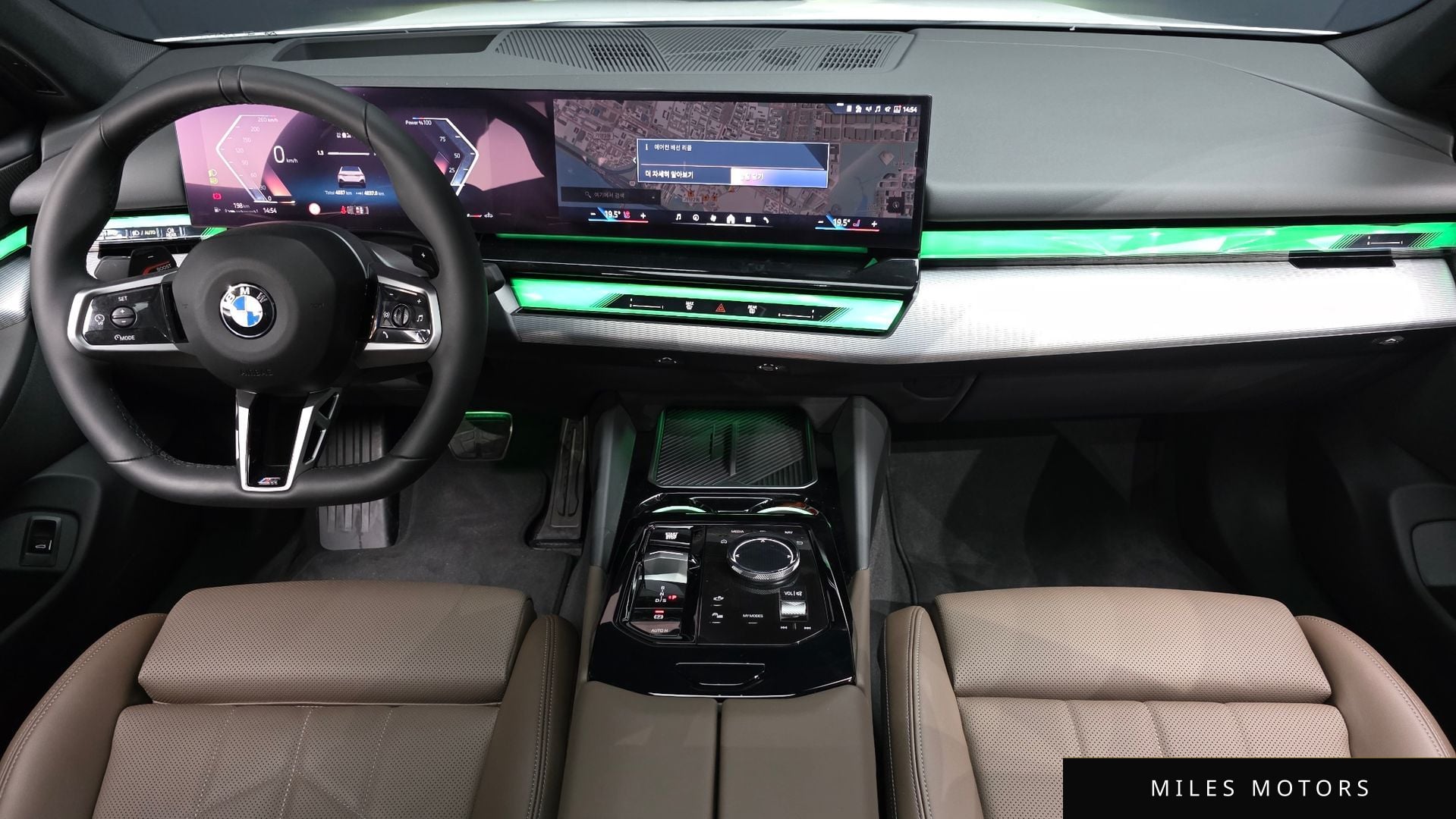 BMW 5 Series (G60) 2025 — миниатюра 10