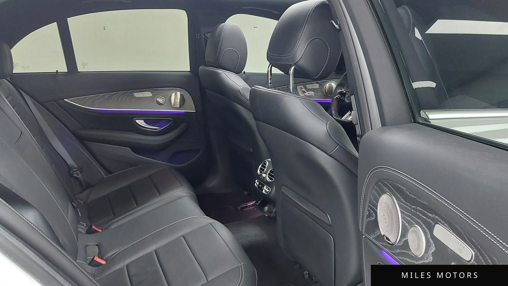 Mercedes-Benz E-Class W213 2022 — миниатюра 10