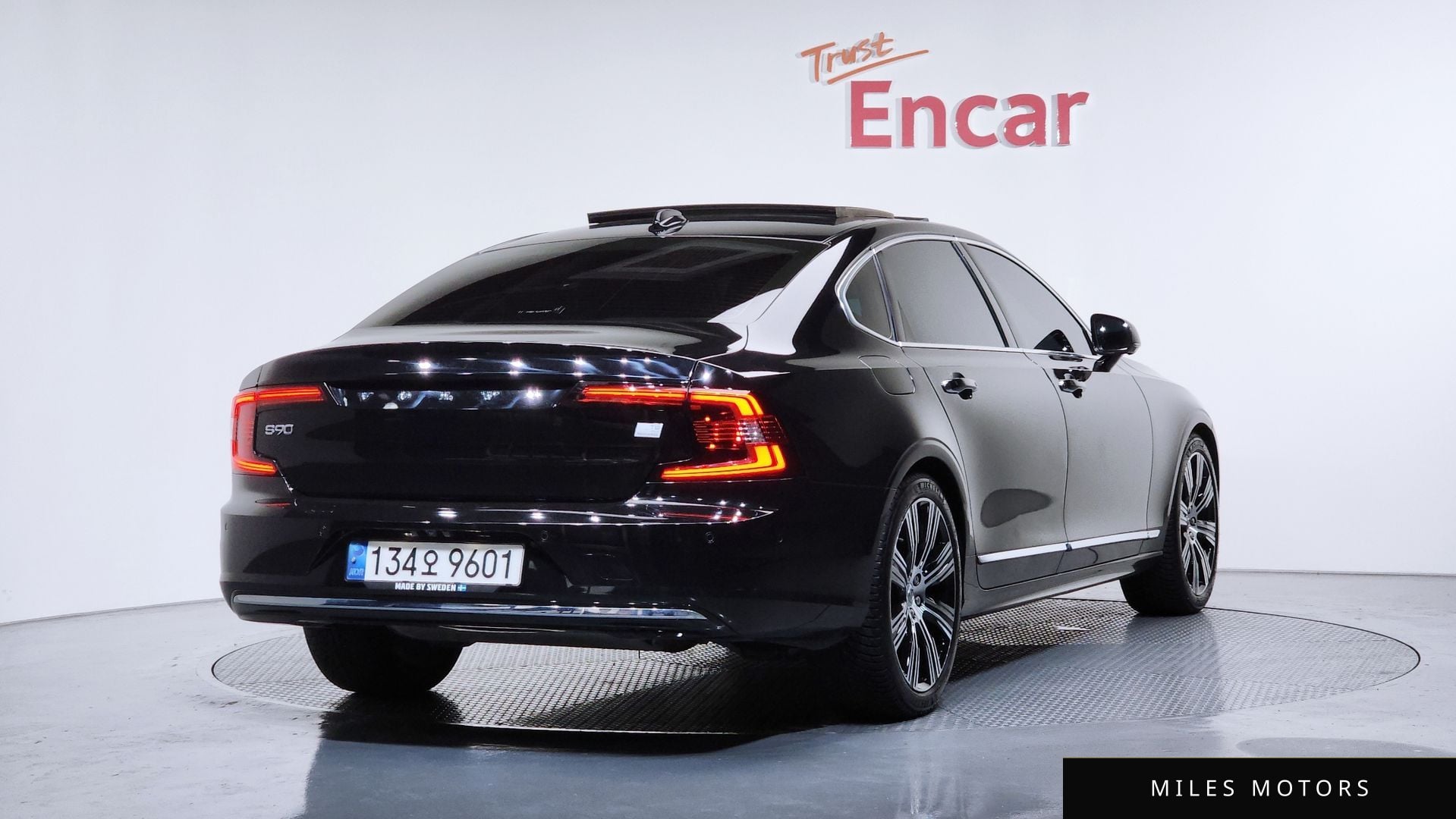 Volvo S90 2022 — миниатюра 2