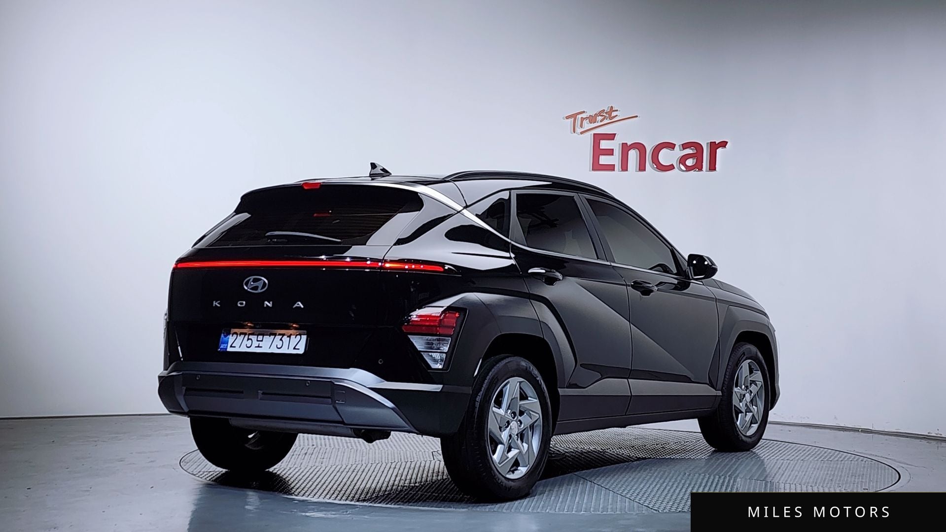 Hyundai Kona 2023 — миниатюра 2